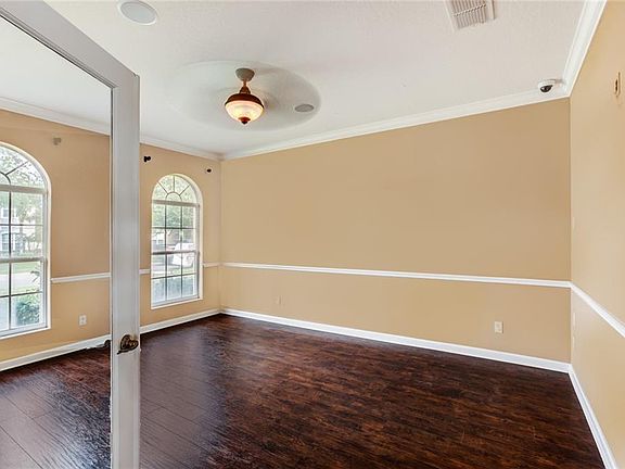 5th image of 4833 Legacy Oaks Dr