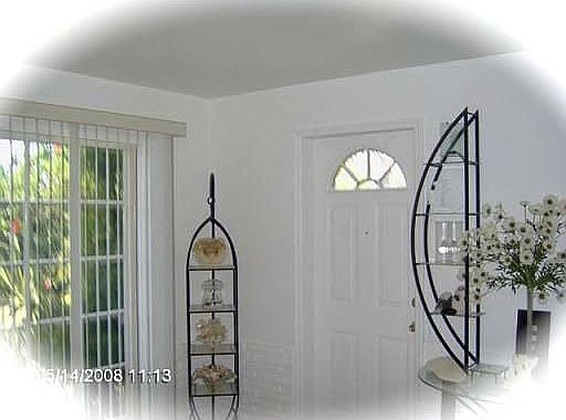 3rd image of 4600 Bougainvilla Dr