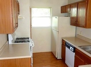 8209 Treehouse Ln, Austin, TX 78749