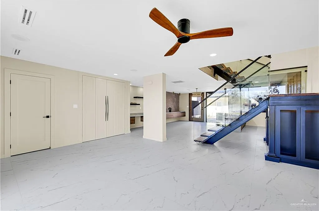 2 bed, 2.5 bath, 1654 sqft, $2,800 — Photo 3