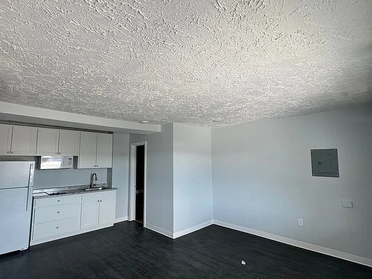304 E Pancake Blvd — Photo 24