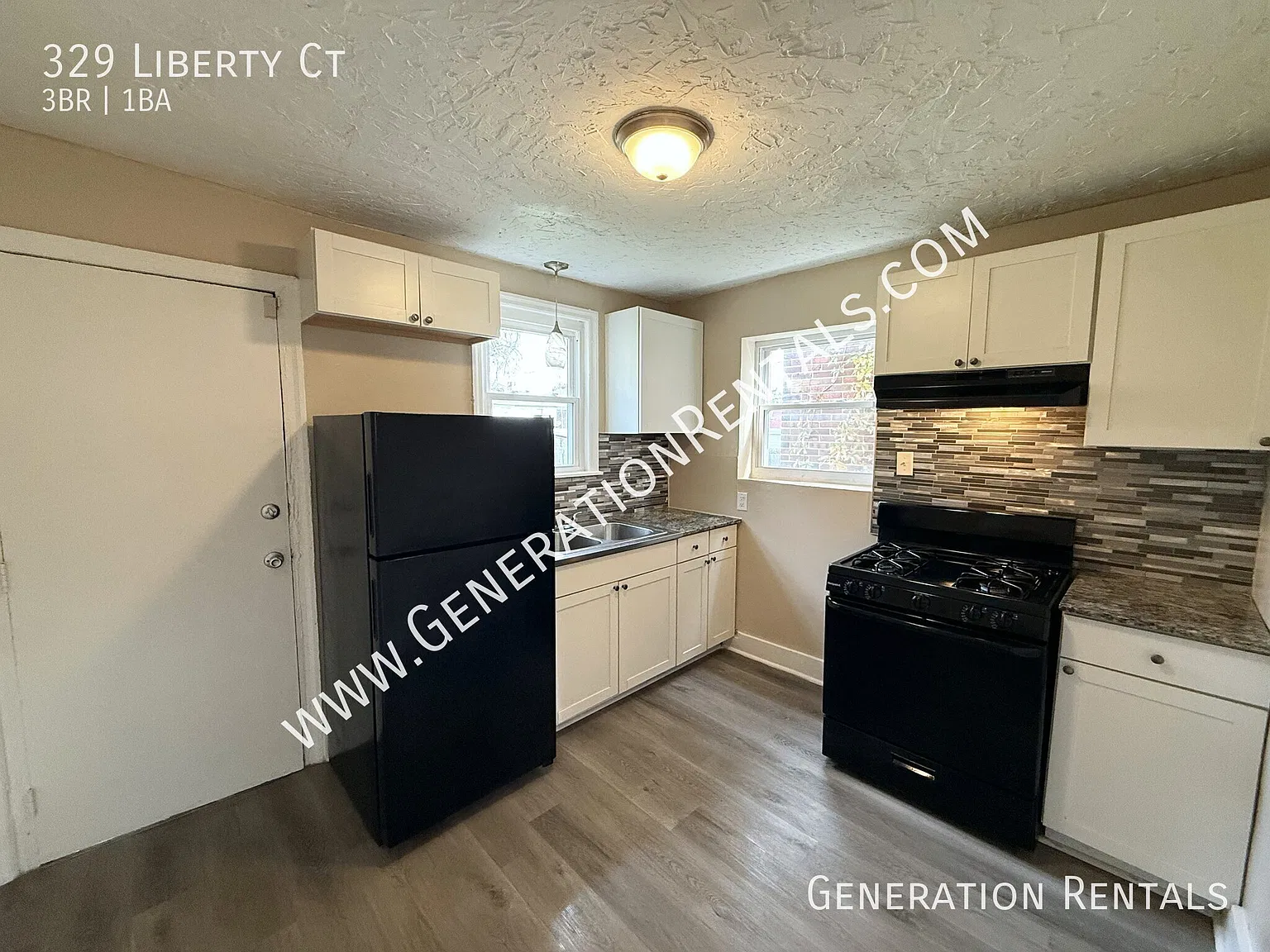 3 bed, 1152 sqft, $1,395 — Photo 2