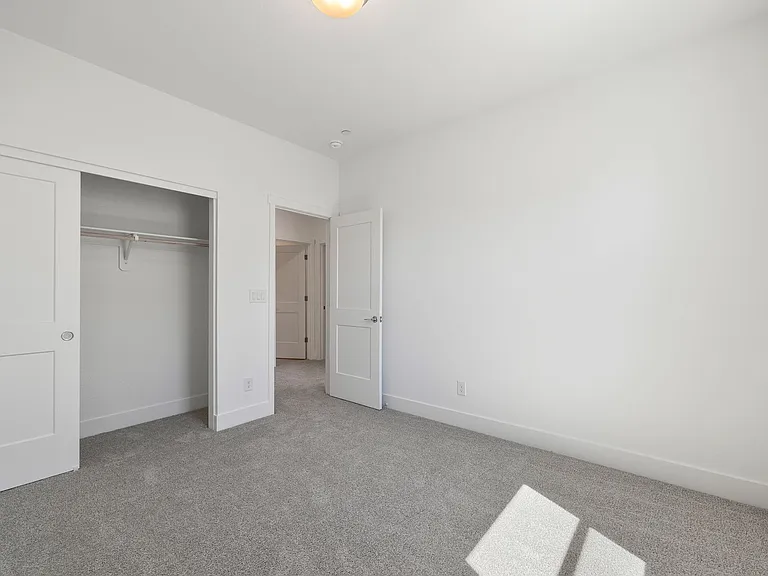 465 Prosecco Way — Photo 39