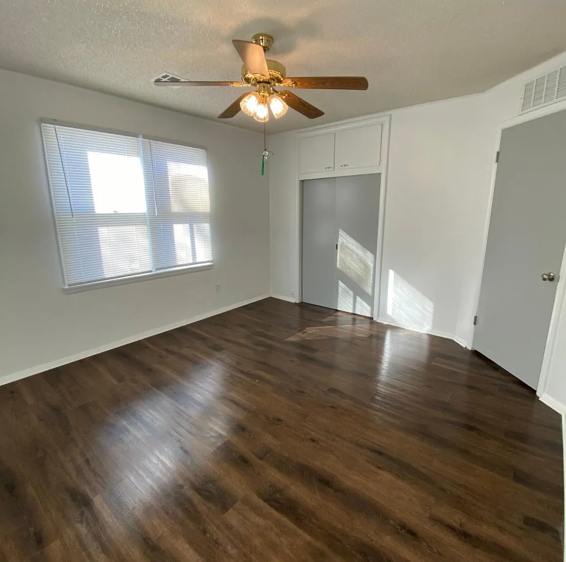 238 SE Elmhurst Ave — Photo 4