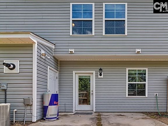 5th image of 211 Northwood St