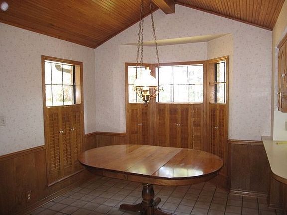 5th image of 1350 Hideaway Ln W