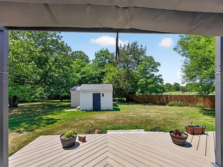 625 S Spotswood Trl — Photo 38