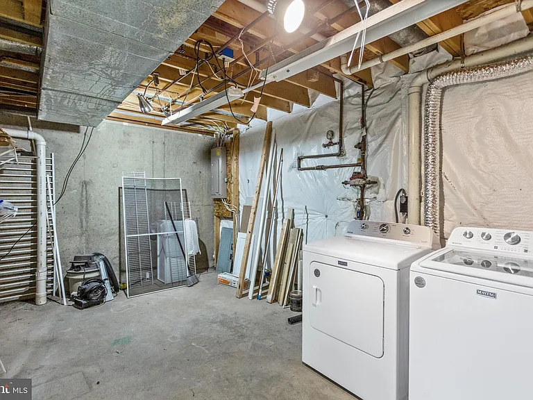 7920 Brightlight Pl — Photo 31