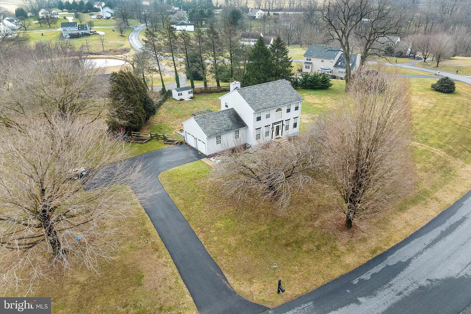 16 Pelham Dr photo 1