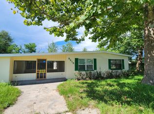 5215 Lee Dr, Panama City, FL 32404