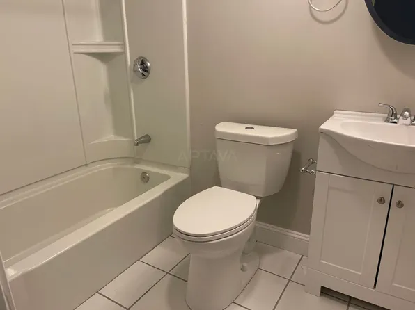 18 Kenwood St #1, Somerville, MA 02144