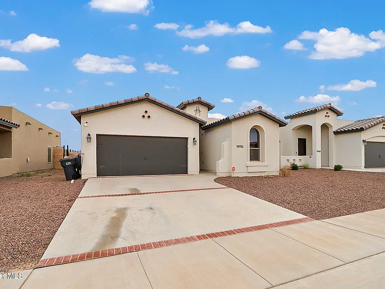13752 Newton Ct — Photo 2