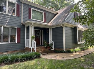 801 Hollypark Dr, Midlothian, VA 23114