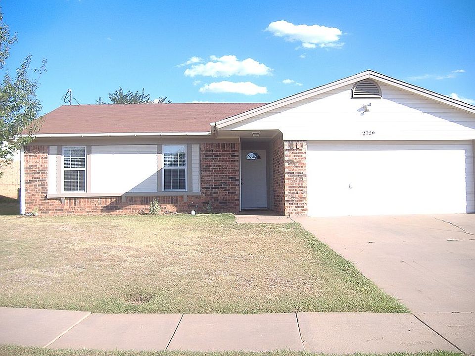 1st image of 2729 Palmetto Dr