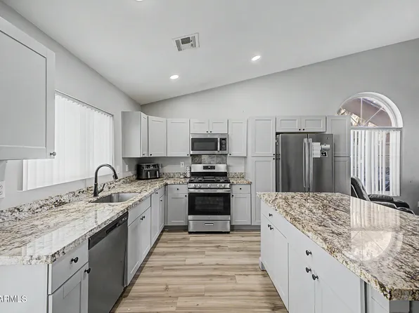 1460 W GAIL Drive, Chandler, AZ 85224