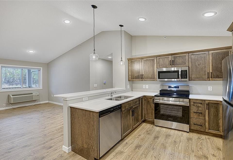 2nd image of Lot 4 S Briarcliffe Drive #1-16