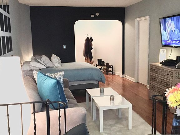 4th image of 605 McLean Ave APT 4C
