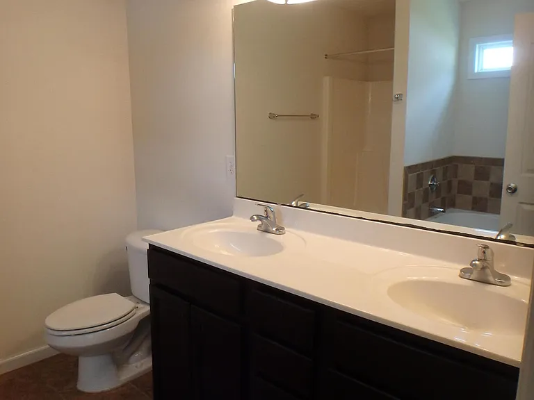 106 Farmgate Dr — Photo 16