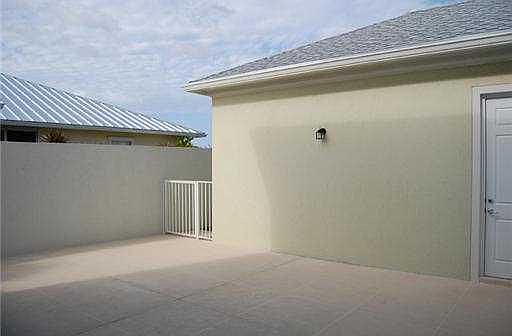 3rd image of 3319 Duncombe Dr