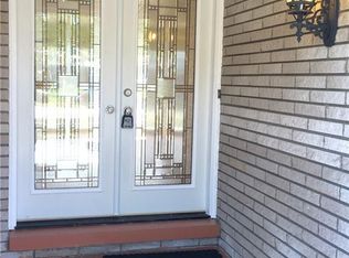 4307 Cypress Dr, Troy, MI 48085
