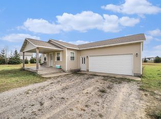 8361 King Arthurs Ct, Kingsley, MI 49649