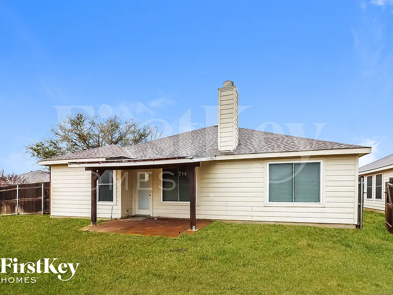 729 Ridge Top Dr — Photo 15