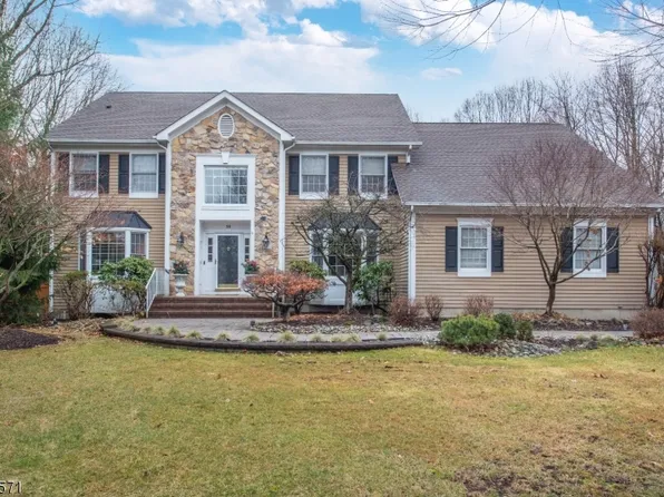 16 Stafford Place, Montville Twp., NJ 07082