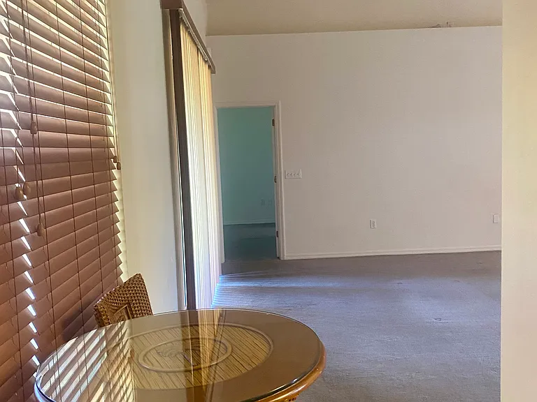 2290 Emperor Dr — Photo 6