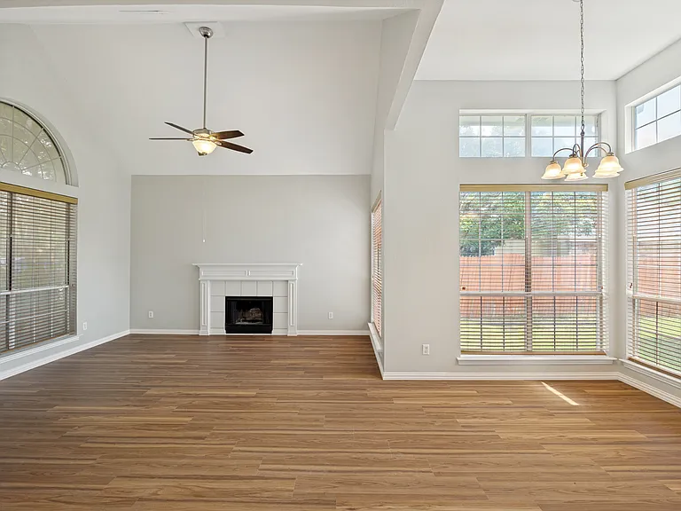 7900 Tournament Rd — Photo 2