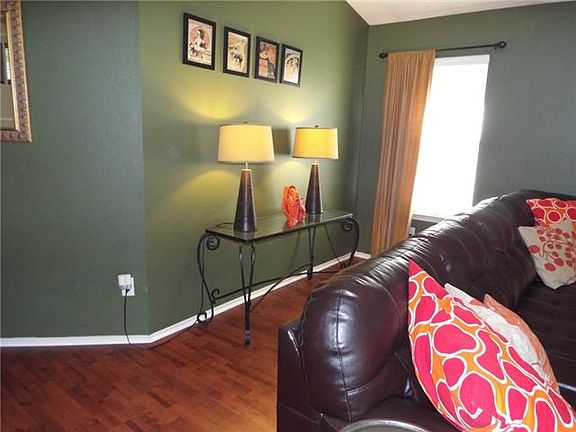 5th image of 1510 Jackie Robinson Pl