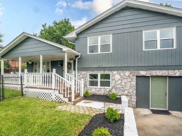 110 W Smith St, Bridgeport, WV 26330