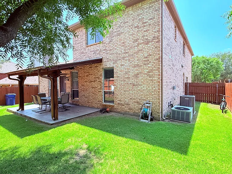 8414 Nicholson Dr — Photo 34