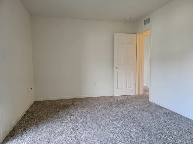 1322 Hammon Ave — Photo 9