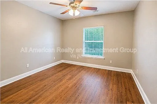 598 Emerald Ln — Photo 24