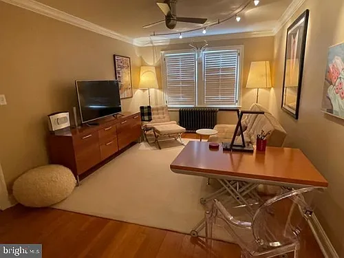 4559 Macarthur Blvd NW #201 Photo 1