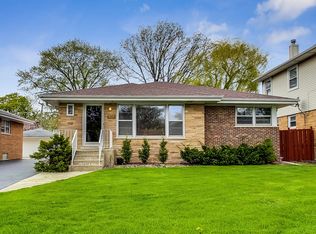 1302 S Cumberland Ave, Park Ridge, IL 60068