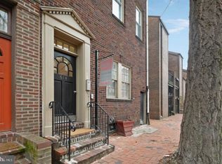 614 Pine St APT 2F, Philadelphia, PA 19106