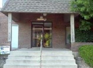 2300 Beau Monde Ter APT 109, Lisle, IL 60532