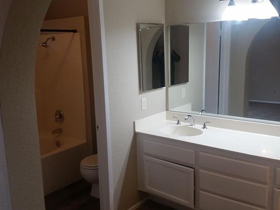 5th image of 24450 New Haven Dr