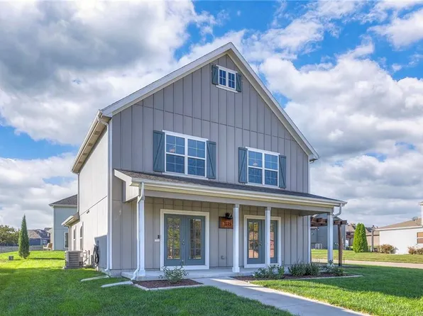 1115 SW Arborway Dr, Lees Summit, MO 64082