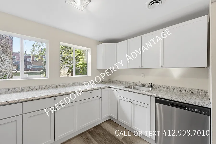 5154 Butler St. Floor 2 - Lawrenceville — Photo 4