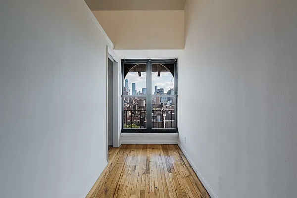 Rented by MOTION New York | media 21