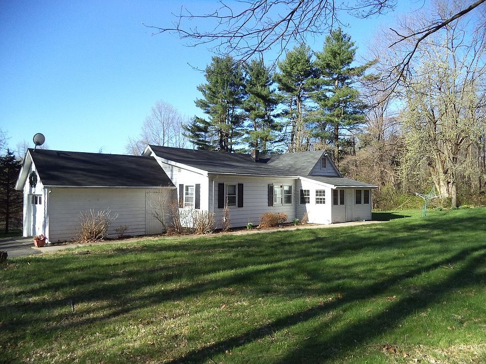 2nd image of 384 Mine Road