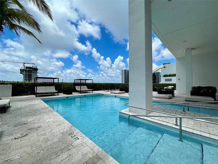 1040 Biscayne Blvd #1105 — Photo 19