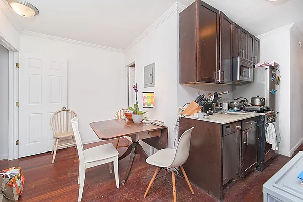 Rented by Living New York | media 9