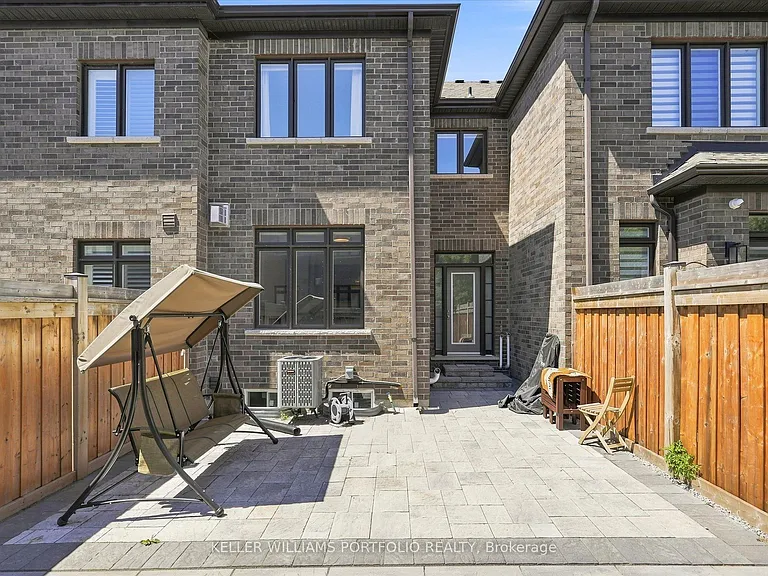 9 Viola St — Photo 46