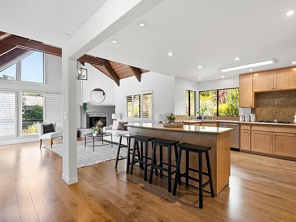 5th image of 7 San Marino Drive