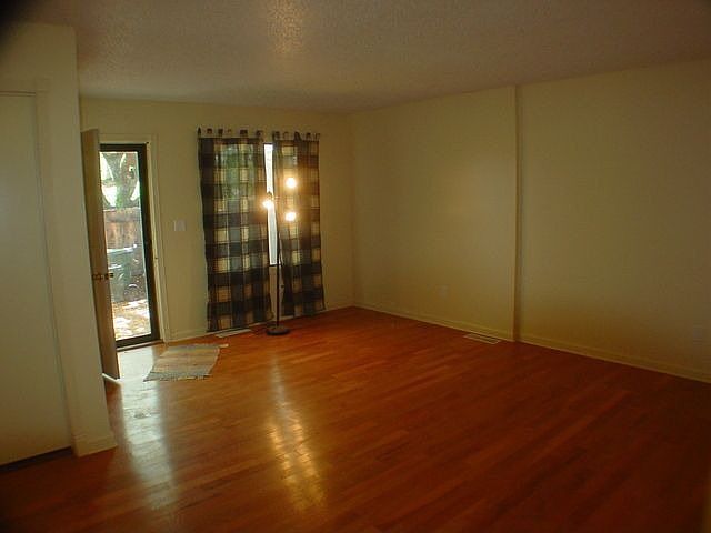 2nd image of 3027 Gary Ave