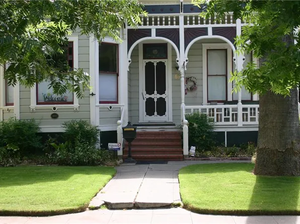 531 2nd St, Woodland, CA 95695