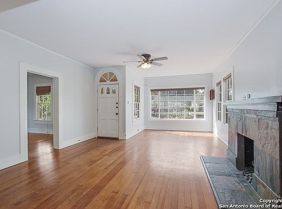 5th image of 1607 W Huisache Ave